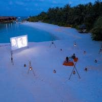Ozen reserve bolifushi cinema ar livre