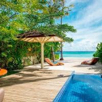 Romantic beach villa with pool b