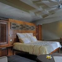 quarto beachfront suite with pool