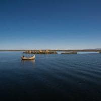 Canoa no Lago Titicaca, Peru