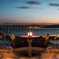 Portugal bairro alto hotel rooftop noite