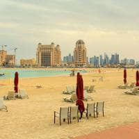Qatar doha vista da katara beach west bay