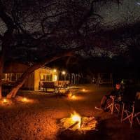 Quenia porini amboseli camp fogueira