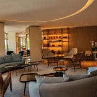 Gold lounge