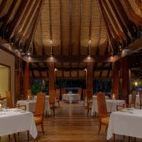 Anantara maia seychelles villas restaurant tec tec