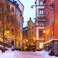 Entardecer pelas ruas da cidade - Estocolmo, Suécia.